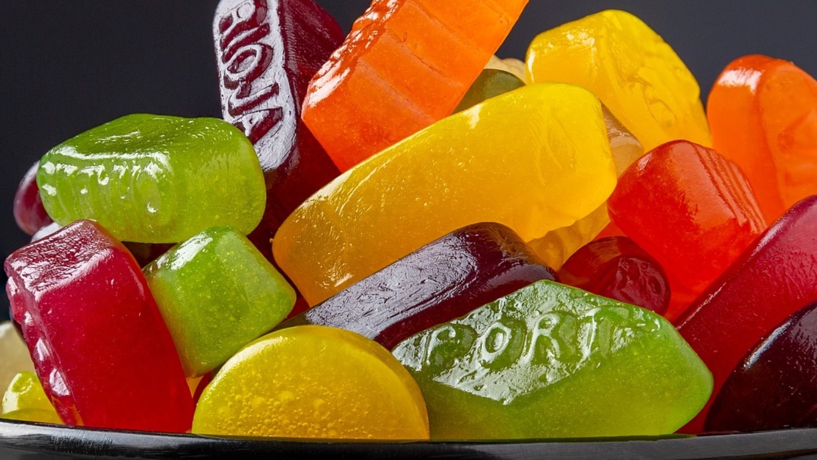wine-gum-g47a306bf1_1920